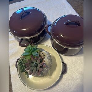 VITREX Set of 3 Burgundy Enamel Pots with Lids
